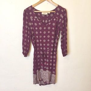 H&M Women’s Burgundy Paisley Dress Size 6